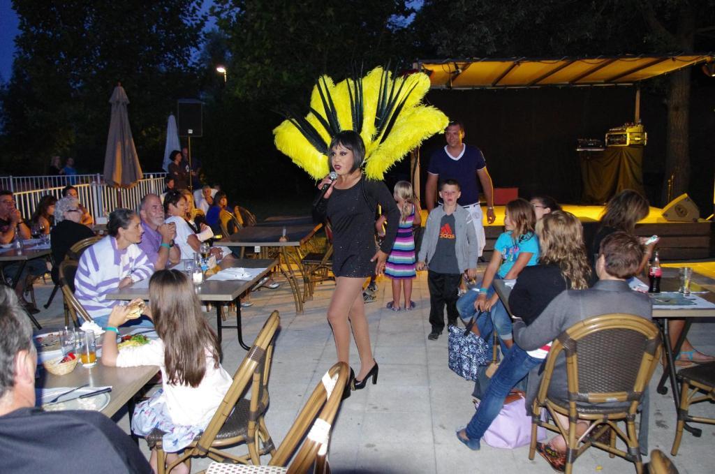 Camping Les Portes Du Beaujolais Anse Ngoại thất bức ảnh